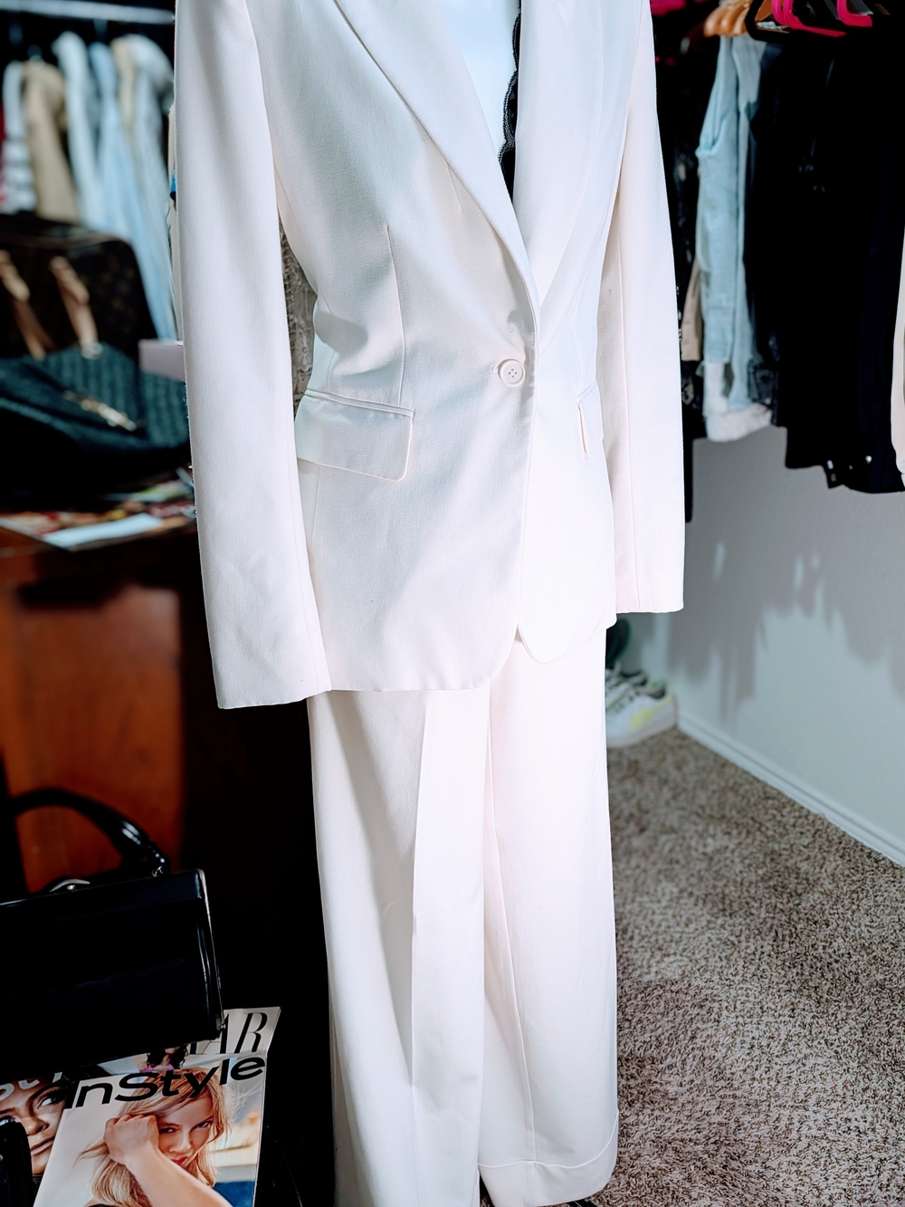 VINTAGE 2006 Elegant White Women's Blazer and Wide-Leg Trousers Set